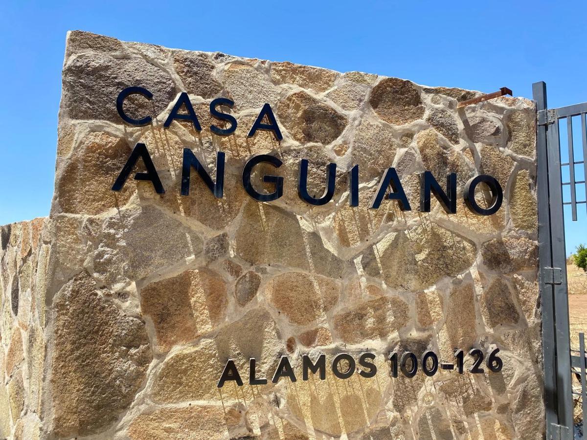 Casa Anguiano *
